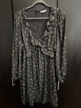 American Eagle Outfitters Black Floral Ruffle Long Sleeve Dress